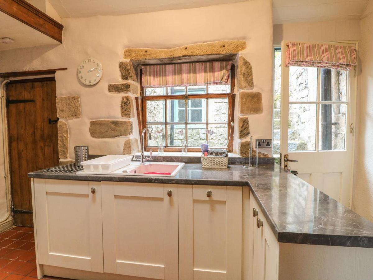 Holly Cottage マトロック エクステリア 写真